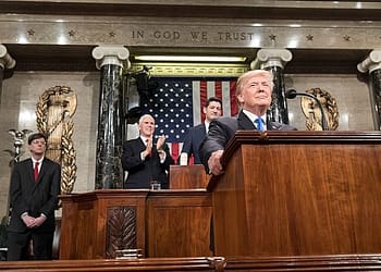 ¿Cuánto importará este juicio? No cambiará el apoyo de los votantes de Trump y puede resultar demasiado confuso para influir en aquellos votantes independientes que no han estado prestando atención a la política electoral. Quizás lo único que importa es el simbolismo de la cosa. Foto: Wikimedia.