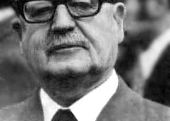 En las primeras horas del día del golpe, Allende se enteró por un ayudante de que la marina había tomado el control de los principales puertos de Chile. Foto: Wikimedia.