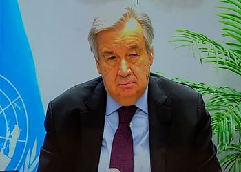 Como lo expresó el Secretario General de las Naciones Unidas, António Guterres  , “Estamos en una carretera hacia el infierno climático con el pie en el acelerador”.  Foto: Wikimedia.