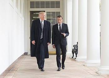 Si bien no hay duda de que Macron y Le Pen (al igual que los demócratas y Trump en Estados Unidos) se detestan mutuamente, su poder es simbiótico. Foto: Wikimedia.