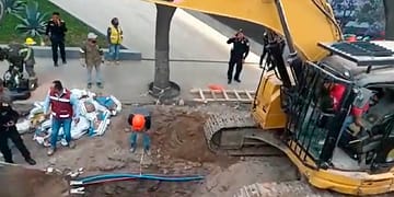 Otro socavón, ahora en Polanco, entierra a trabajadores
