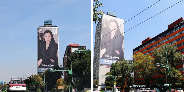Los anuncios espectaculares con la imagen de Sandra Cuevas fueron instalados en un edificio de Tlatelolco | Foto: Twitter Sandra Cuevas