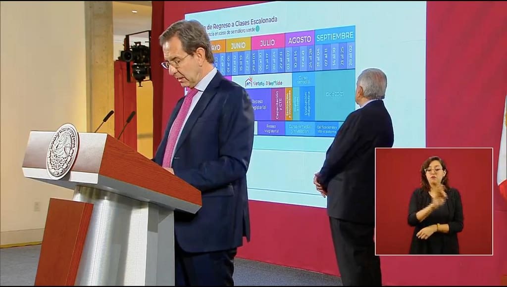 Esteban Moctezuma anunció la fecha para el regreso a clases