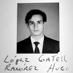 Se licenció como Médico General de la UNAM en los 90, luego se especializó en México y el extranjero