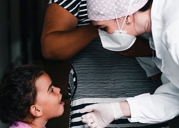 La variante Ómicron ha causado más hospitalizaciones en niños | Foto: Pexels