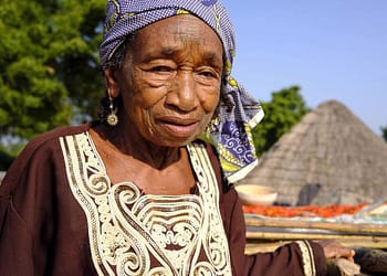 Para los pueblos indígenas, la tierra lo es todo. Es la fuente de alimento, refugio y medicina | Foto: Project Syndicate
