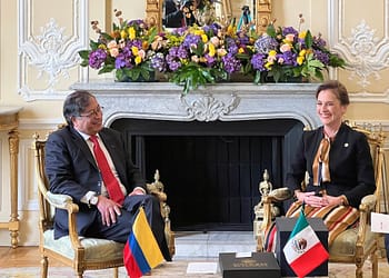 Beatriz Gutiérrez fue enviada por el presidente a la toma de posesión del mandatario Gustavo Petro en Colombia | Foto: Fb Beatriz Gutiérrez