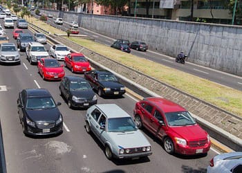 El programa hoy no circula aplica desde las 5:00 hasta las 22:00 horas Foto: SEDEMA