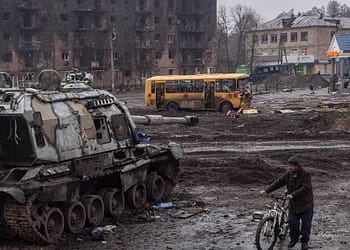 En Ucrania, no hay duda de que la cerilla la encendió Putin cuando el 24 de febrero ordenó la invasión a las tropas rusas | Foto: Project Syndicate