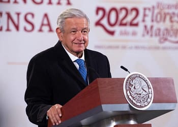 El informe destaca un retroceso democrático durante el sexenio actual | Foto: AMLO