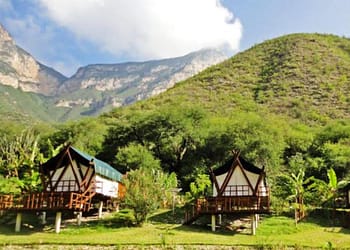 Lánzate a alguno de estos glampings cerca de la capirucha y pásala increíble. Foto: Instagram.