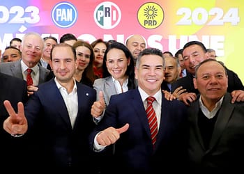 Alejandra del Moral reconoció a Enrique Vargas y Omar Ortega por su compromiso, madurez y amor hacia el Estado de México | Foto: Especial