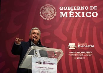 ¿Quién sería presidente de México si el presidente electo no puede? Foto: Facebook Andrés Manuel López Obrador