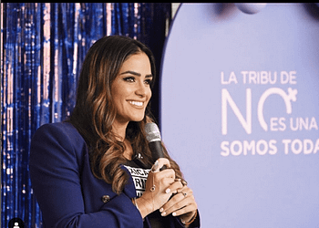 alessandra rojo de la vega