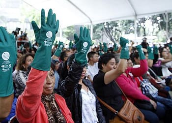 Desde hace un par de años, el gobierno ha impulsado diversas campañas para garantizar el acceso a la seguridad social de las trabajadoras del hogar / imagen: IMSS