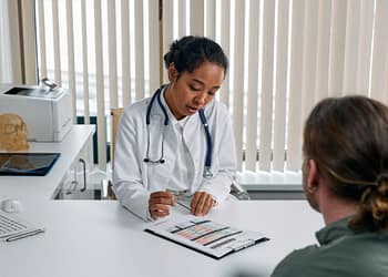 Como parte del programa integral de salud de la CDMX, se aplican pruebas rápidas gratuitas de VIH en diferentes instituciones / imagen: pexels.com