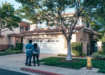 Para resguardar el patrimonio de tu familia es necesario que firmes un contrato de arrendamiento donde se especifiquen los derechos y obligaciones de las partes / imagen: pexels.com