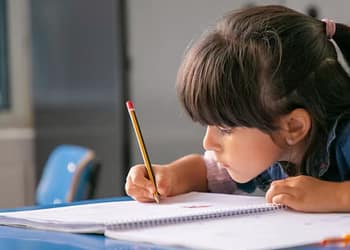 Hay clases el 15 de mayo 2023