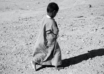 Tenemos que pensar en el efecto que tendrá el daño actual al medioambiente sobre el bienestar de nuestros hijos. Hoy vivimos por encima de los límites planetarios, tenemos una obligación moral urgente de reducir todas las formas de contaminación. Foto: Pexels.