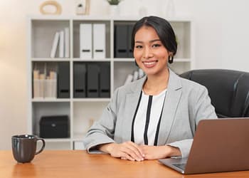 Aplica en las vacantes de la SEP. Conoce cómo hacer el registro. | Foto: Freepik.