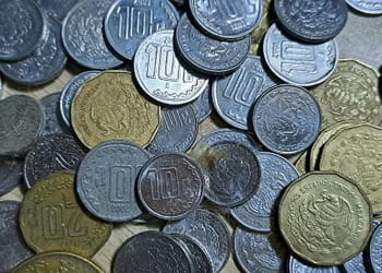 Los centavos aún valen y pueden cambiarse en cualquier institución bancaria. Imagen: Data Noticias.