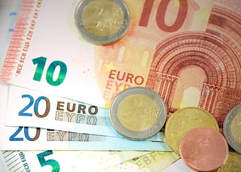 El Wall Street Journal confirmó que los europeos se están empobreciendo no sólo colectivamente, sino también a nivel privado. Foto: Pixabay.