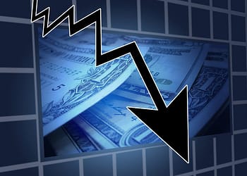 La crisis financiera mundial hizo añicos tanto el consenso imperante como la confianza del público. Foto: Pixabay.