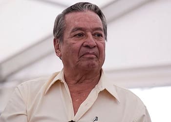 La obra escrita por José Agustín fue amplia y abarcó diversos géneros literarios y disciplinas artísticas. Foto: Abril Cabrera/Secretaria de Cultura. MEX AN LECTORES DE LA FERIA. Wikimedia.