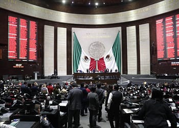 por que los politicos ganan tanto dinero 1