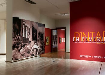 Pintar en femenino es una interesante exposición de obras de estilos, técnicas y formatos diversos que evidencian la maestría técnica y temática alcanzada por estas pintoras mexicanas del México independiente y postrevolucionario. Foto: https://mnsancarlos.inba.gob.mx/pintar-en-femenino-mujeres-en-el-sistema-artistico-mexicano