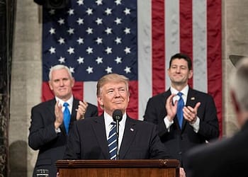 Comencemos con la pregunta de si Trump participó en una “insurrección”, el núcleo resonante pero indefinido de la Sección 3. Foto: Wikimedia.