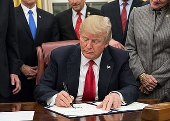 Trump perdió las elecciones de 2020 y luego incitó a una insurrección. Desde entonces, no ha moderado su retórica ni su comportamiento; al contrario, se ha vuelto más extremo. Foto: Wikimedia.