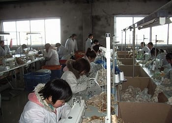 El declive de la industria manufacturera tal vez no se produzca tan rápidamente como en Japón, porque China tiene un mercado interno más grande y un ecosistema industrial más completo, y porque está invirtiendo fuertemente en inteligencia artificial y robótica, lo que podría generar ganancias de productividad. Foto: Pixabay.