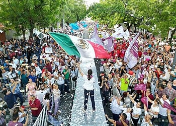 La pregunta que se planteaba sobre AMLO hace seis años ha resurgido con la victoria de Sheinbaum: ¿adoptará el populismo de su predecesor, como la activista estudiantil de izquierda que fue en su día, o gobernará como la científica climática convertida en política, pragmática y basada en datos, que fue alcaldesa de la Ciudad de México? Foto: Pixabay.