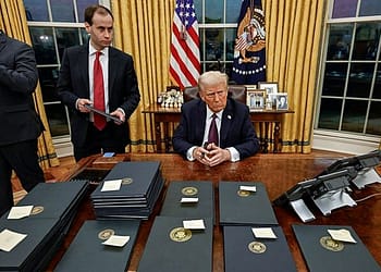 Las modas económicas son contagiosas. Es sólo cuestión de tiempo que alguien siga la lógica del propio Trump y proponga un plan para “Hacer que Europa vuelva a ser grande”. Una crisis de deuda estadounidense podría ser el resultado perverso de la campaña de su administración contra el globalismo. Foto: Wikimedia.
