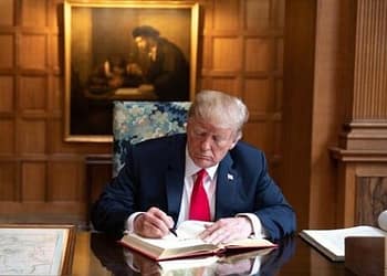 La promesa de Trump de poner fin a la guerra en 24 horas obviamente nunca fue seria. Ahora se enfrenta a un desafío que llevará meses, no horas. Foto: Wikimedia.