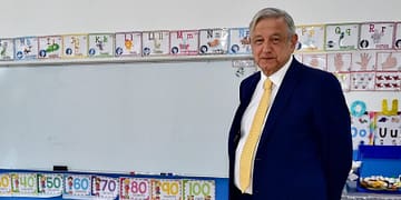 que ha hecho andres manuel lopez obrador por la educacion portada