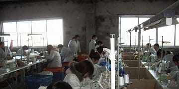El declive de la industria manufacturera tal vez no se produzca tan rápidamente como en Japón, porque China tiene un mercado interno más grande y un ecosistema industrial más completo, y porque está invirtiendo fuertemente en inteligencia artificial y robótica, lo que podría generar ganancias de productividad. Foto: Pixabay.