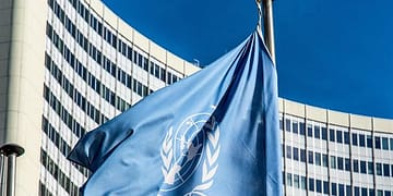 Un objetivo urgente es revitalizar la financiación del desarrollo. Se estima que se necesitan unos 4 billones de dólares más cada año para financiar los Objetivos de Desarrollo Sostenible de las Naciones Unidas. Foto: Pixabay.
