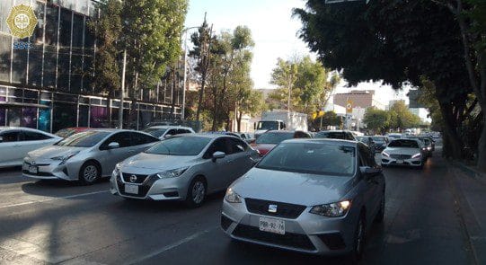 Hoy No Circula 8 de marzo 2023 CDMX y Edomex