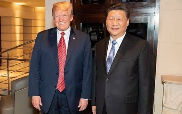 La postura oficial de las autoridades chinas es que un mayor cierre de los mercados estadounidenses –lo que es más probable si Trump gana– obligaría a China a redoblar sus esfuerzos por fortalecer sus propios mercados de consumo y orientarse hacia otros mercados extranjeros. Foto: Wikimedia.