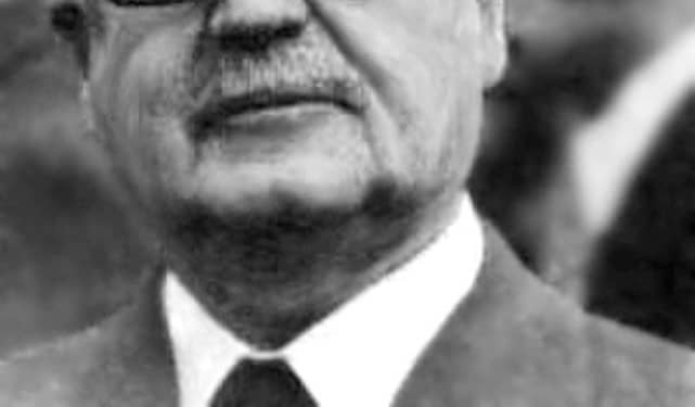 En las primeras horas del día del golpe, Allende se enteró por un ayudante de que la marina había tomado el control de los principales puertos de Chile. Foto: Wikimedia.