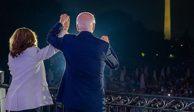 En una movida digna de Maquiavelo, los patriarcas del partido Democrático destronaron al decaído presidente Joe Biden y ungieron a la vicepresidenta Kamala Harris como candidata a presidente. Foto: Wikimedia.