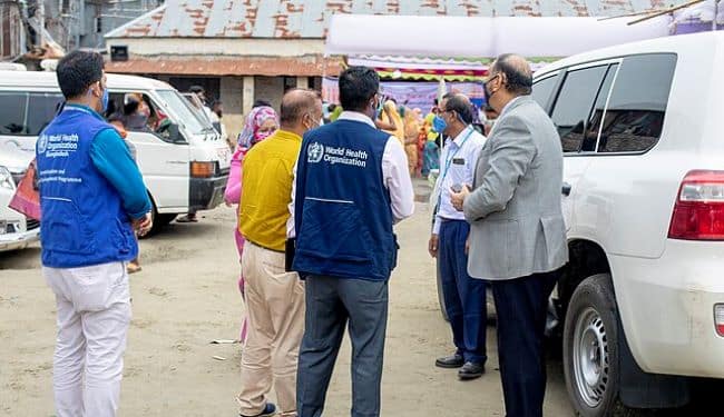 Una OMS plenamente financiada podría proteger al mundo de las emergencias sanitarias, reducir las disparidades de género, eliminar muchas más enfermedades, reducir la brecha en el tratamiento de la salud mental, combatir la resistencia a los antimicrobianos y garantizar que las personas desplazadas en todo el mundo tengan acceso a servicios médicos esenciales. Foto: Creative Commons Attribution-Share Alike 4.0 International. Jubair Bin Iqbal. Wikimedia.
