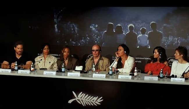 Emilia Pérez es un filme producido con un presupuesto millonario, en el que participan actrices reconocidas del medio cinematográfico internacional, que además ha incursionado exitosamente en los festivales más importantes del género en Europa y América, como el Festival de Cannes, Los Globos de Oro, Los Premios BAFTA y está nominada en trece categorías en la edición 2025 de los Óscares, en Hollywood. Foto: Creative Commons Attribution 3.0 Unported. Canal22. Wikimedia.