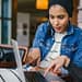 ¿Te gustaría acceder a un mejor puesto en tu trabajo o administrar mejor tu negocio? Conoce los requisitos para acceder a una beca y capacítate | Foto: Pexels.