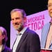 Tunden a Aristegui por presentar libro de Lorenzo Córdova y Ciro Murayama portada