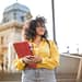 El Summer Work Travel Program 2023 es una gran oportunidad para que los estudiantes universitarios viajen a Estados Unidos al tiempo que tienen un trabajo remunerado / imagen: pexels.com