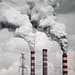 Los impuestos a la contaminación también contribuirían a compensar la desigualdad al interior de los países: incluso en las economías con menos emisiones históricas y per cápita existe una brecha significativa entre la contaminación causada por la mayor parte de la población y la de quienes más emiten. Foto: Pixabay.