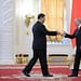 Putin declaró que los rusos y los chinos son “ hermanos para siempre ” (en referencia a una canción compuesta para la visita de Mao a Moscú) y afirmó que esto se ha convertido en una especie de “eslogan” en Rusia. Foto: Creative Commons Atribución 4.0 Internacional. Kremlin.ru. Wikimedia.